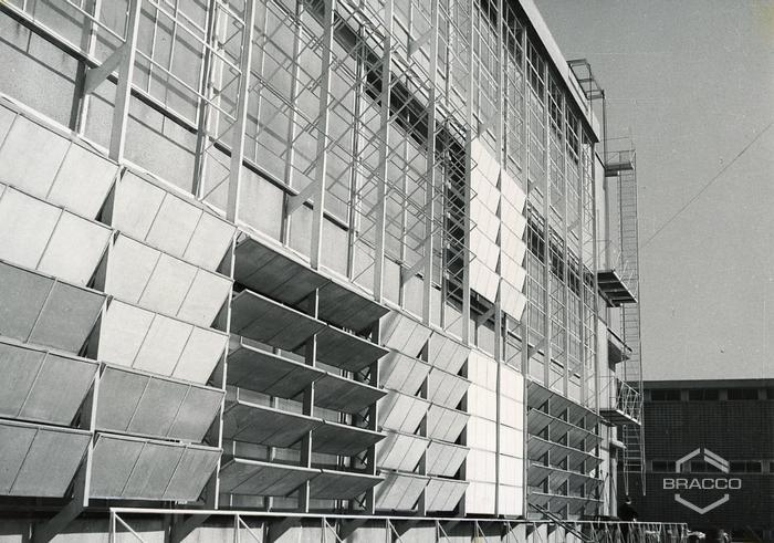 Edificio B6, produzione sintetici, anni '50
