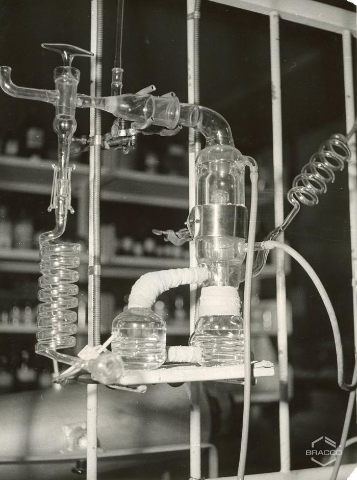 Pompa a diffusione per alto vuoto, anni '60