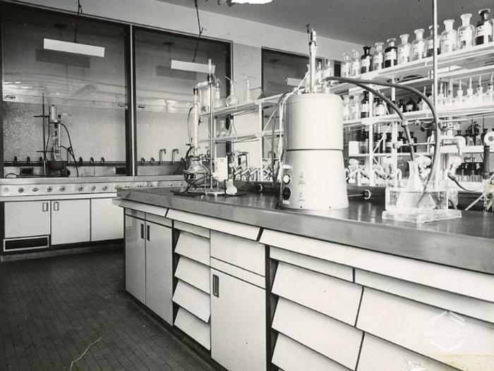 Banco di lavoro, laboratorio chimico-organico, anni '60