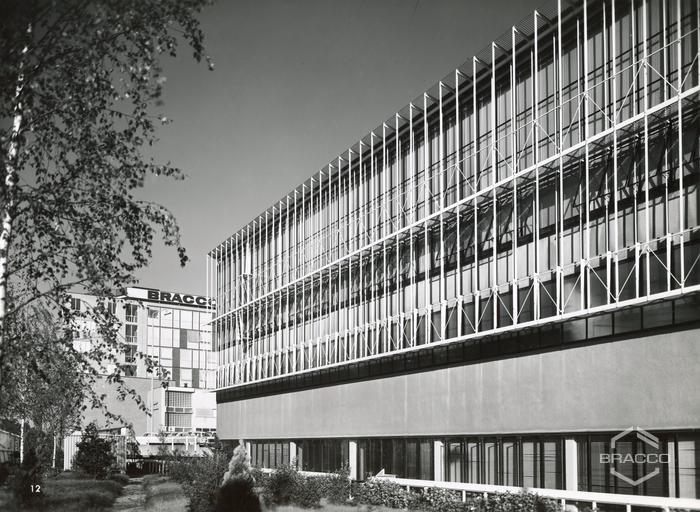 Padiglione confezionamento specialità medicinali, edificio B15, inizio anni '60