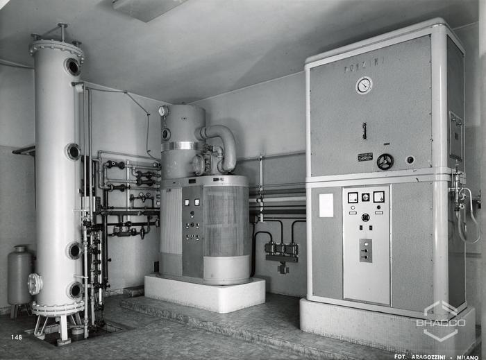 Distillatori d'acqua ad uso chimico farmaceutico, inizio anni '60