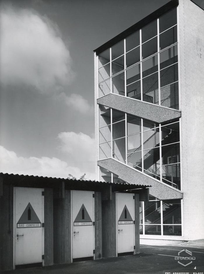 Confezionamento specialità medicinali, edificio B15, inizio anni '60