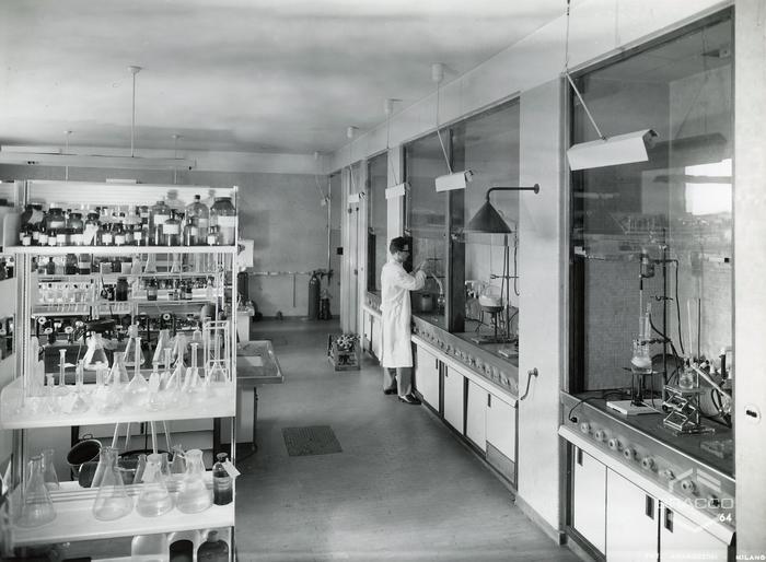 Laboratorio organico I°, inizio anni '60