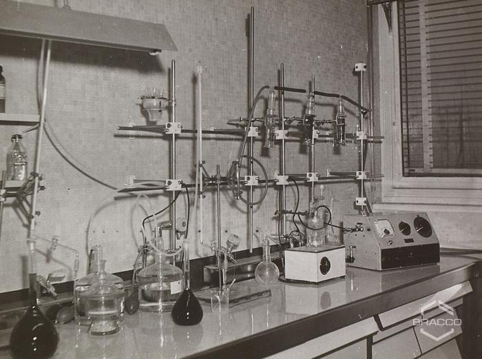 Laboratorio chimico-fisico, anni '60