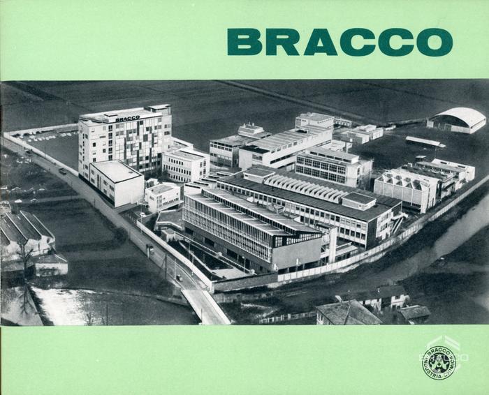 Copertina della brochure Bracco Industria Chimica, anni '60